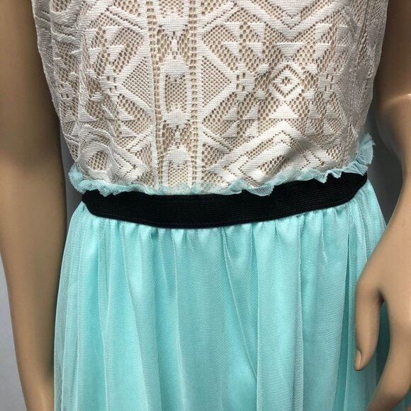 Speechless Dress Size 7 Cream Lace Top Mint Green Mesh Lined Short Skirt - Picture 4 of 9
